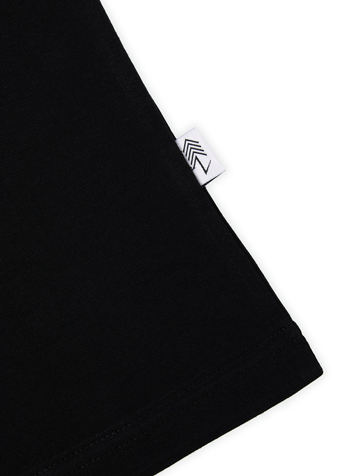 T-Shirt Relaks Unisex Czarny Fioletowe Góry T-Shirt Relaks Unisex Czarny Fioletowe Góry