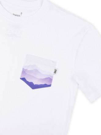 T-Shirt Relaks Unisex Biały z Kieszonką Fioletowe Góry T-Shirt Relaks Unisex Biały z Kieszonką Fioletowe Góry