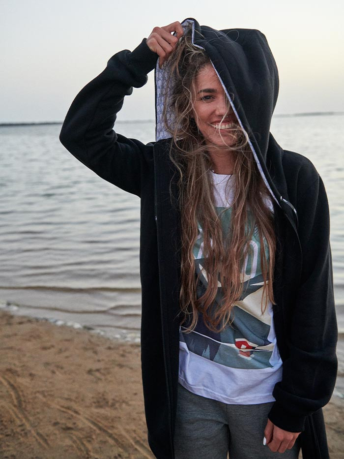Bluza Długa Rozpinana Czarna Bluza Długa Rozpinana Czarna