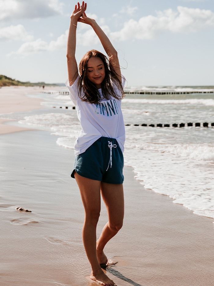 T-Shirt Relaks Unisex Biały Wzburzone Morze Lookbook T-Shirt Relaks Unisex Biały Wzburzone Morze Lookbook
