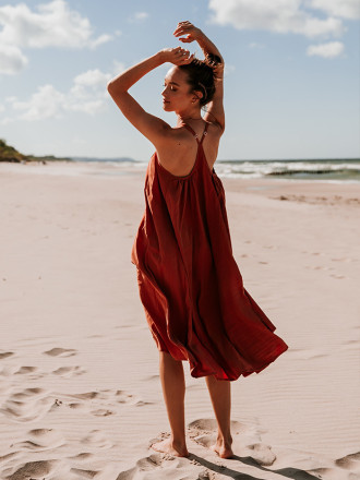 Sukienka Trapezowa Zachód Słońca Lookbook Sukienka Trapezowa Zachód Słońca Lookbook