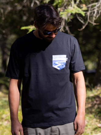 T-Shirt Relaks Unisex Czarny z Kieszonką Rzeka Lookbook T-Shirt Relaks Unisex Czarny z Kieszonką Rzeka Lookbook