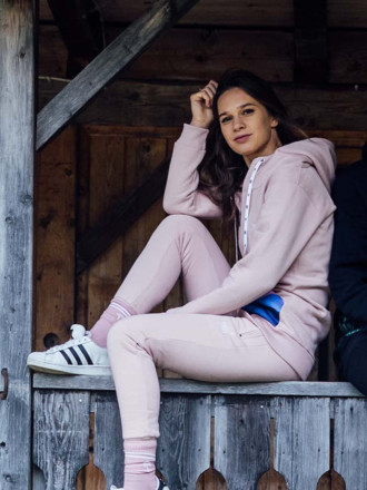 Bluza Damska Rozpinana Brudny Róż Wzgórza Lookbook