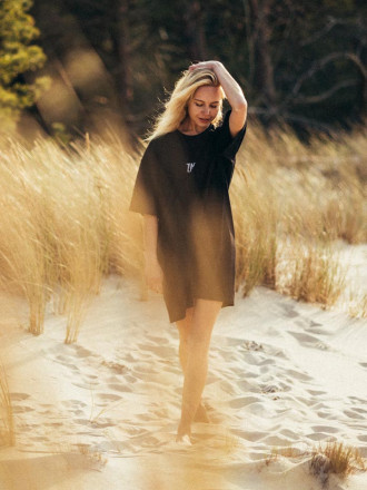Sukienka T-shirtowa oversize czarna