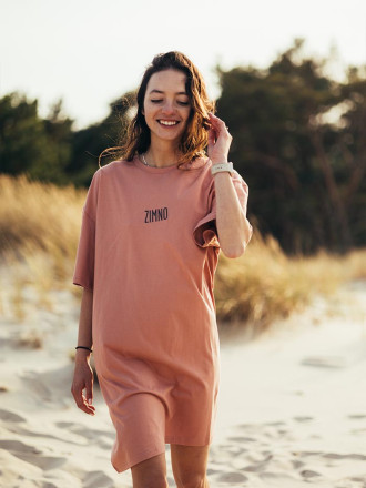 Sukienka T-shirtowa oversize różowa