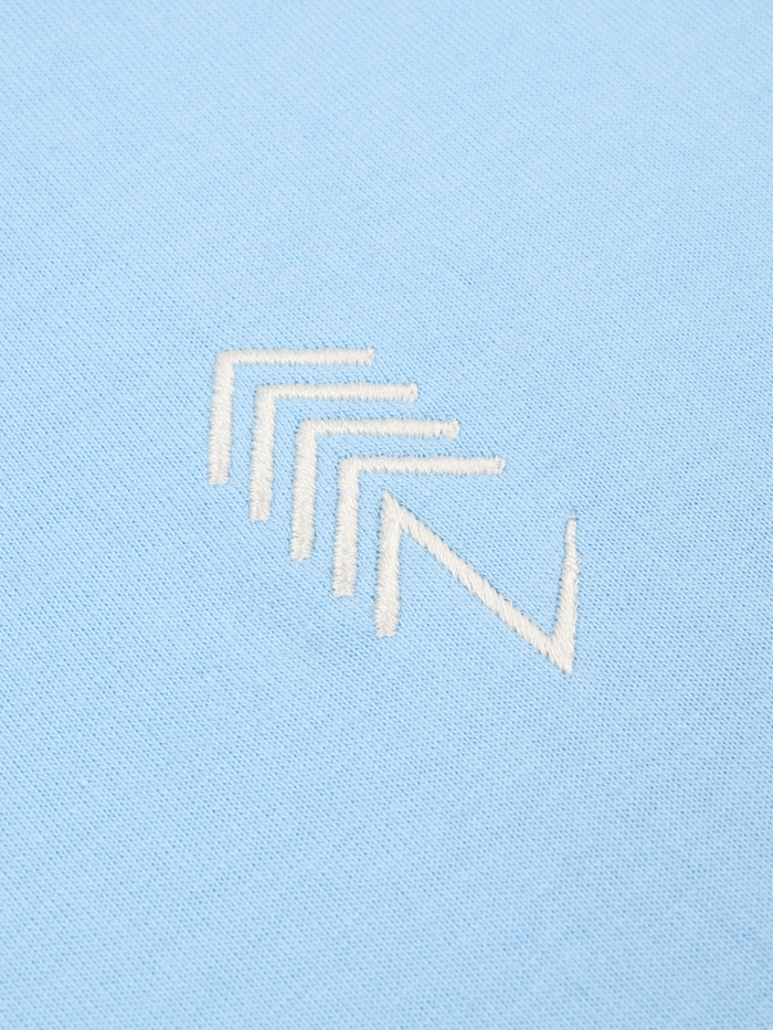 T-Shirt pudełkowy błękitny z nadrukiem