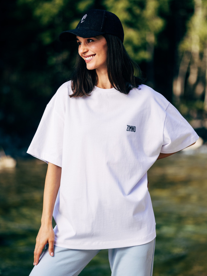 T-shirt pudełkowy biały
