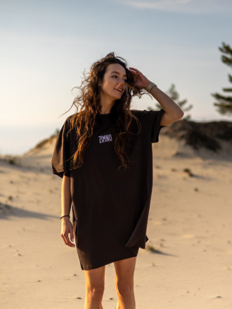 Sukienka T-shirtowa oversize brązowa